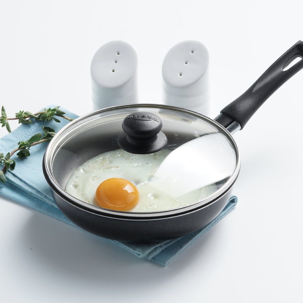 UNIVERSAL EGG FRYING PAN 5,5¨+ GLASS LID – CACEROLA PARA HUEVOS 14